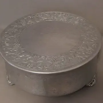 14” Silver Round Cake Riser Rental | Austin\'s Elite Events