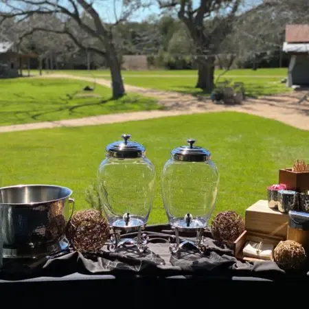 Country Beverage Bar Tea | Lemonade | Austin\'s Elite Events